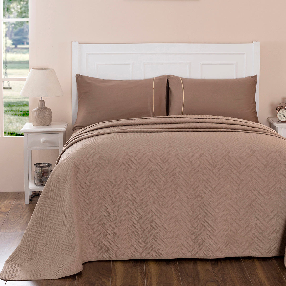 Eliott Summer AC Quilt/Quilted Bed Cover/Comforter Simply Taupe