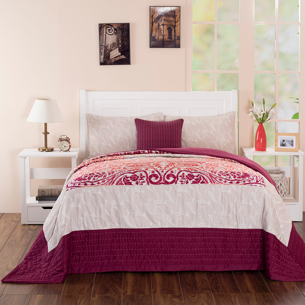 Folklore Transition Paisley Glitch Hand Quilted 8 Pc Double Quilt/Quilted Bed Cover Set