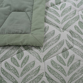 8PC Quilt/Quilted Bed Cover Set Global Atelier Petal Touch Green