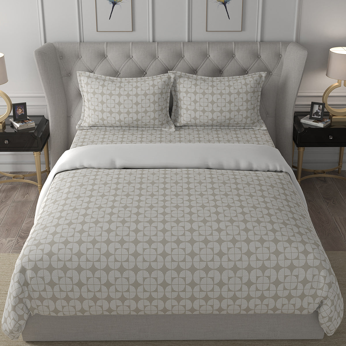 Backyard Patio Raeni Beige 5 PC Quilt/Quilted Bed Cover Set