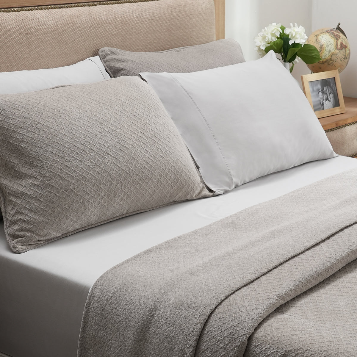 Blaize 100% Cotton Solid Weave Grey Bed Cover