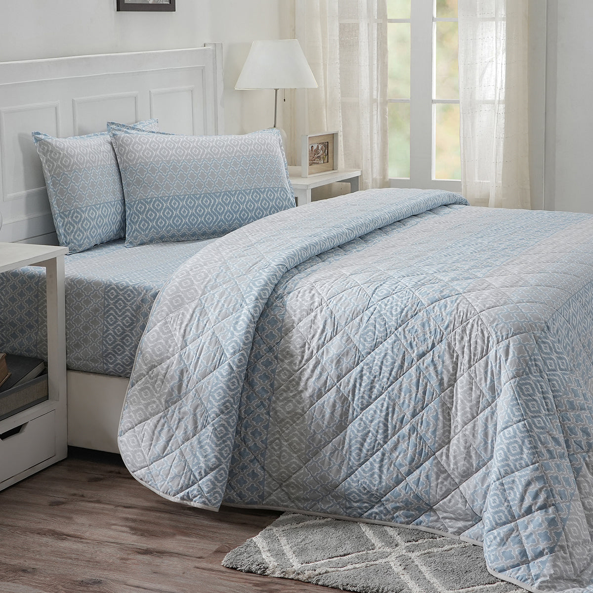 Optimist Bloom Multi Ikat 4PC Quilt/Quilted Bed Cover Set