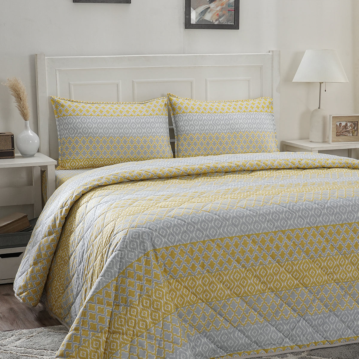 Optimist Bloom Multi Ikat 4PC Quilt/Quilted Bed Cover Set
