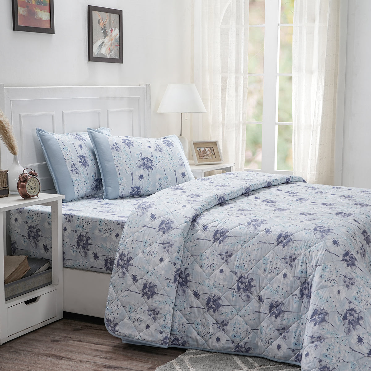 Optimist Bloom Spongy Floral 4PC Quilt/Quilted Bed Cover Set