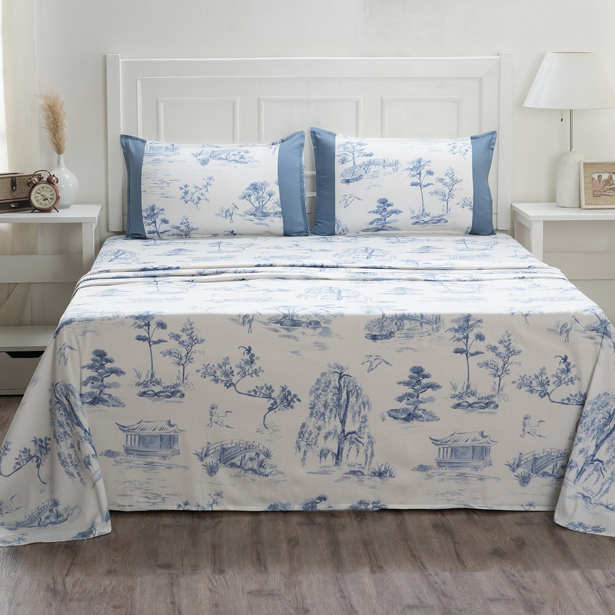 Royal Botanic 200 TC Nature Toile 100% Cotton Bed Sheet With Pillow Case