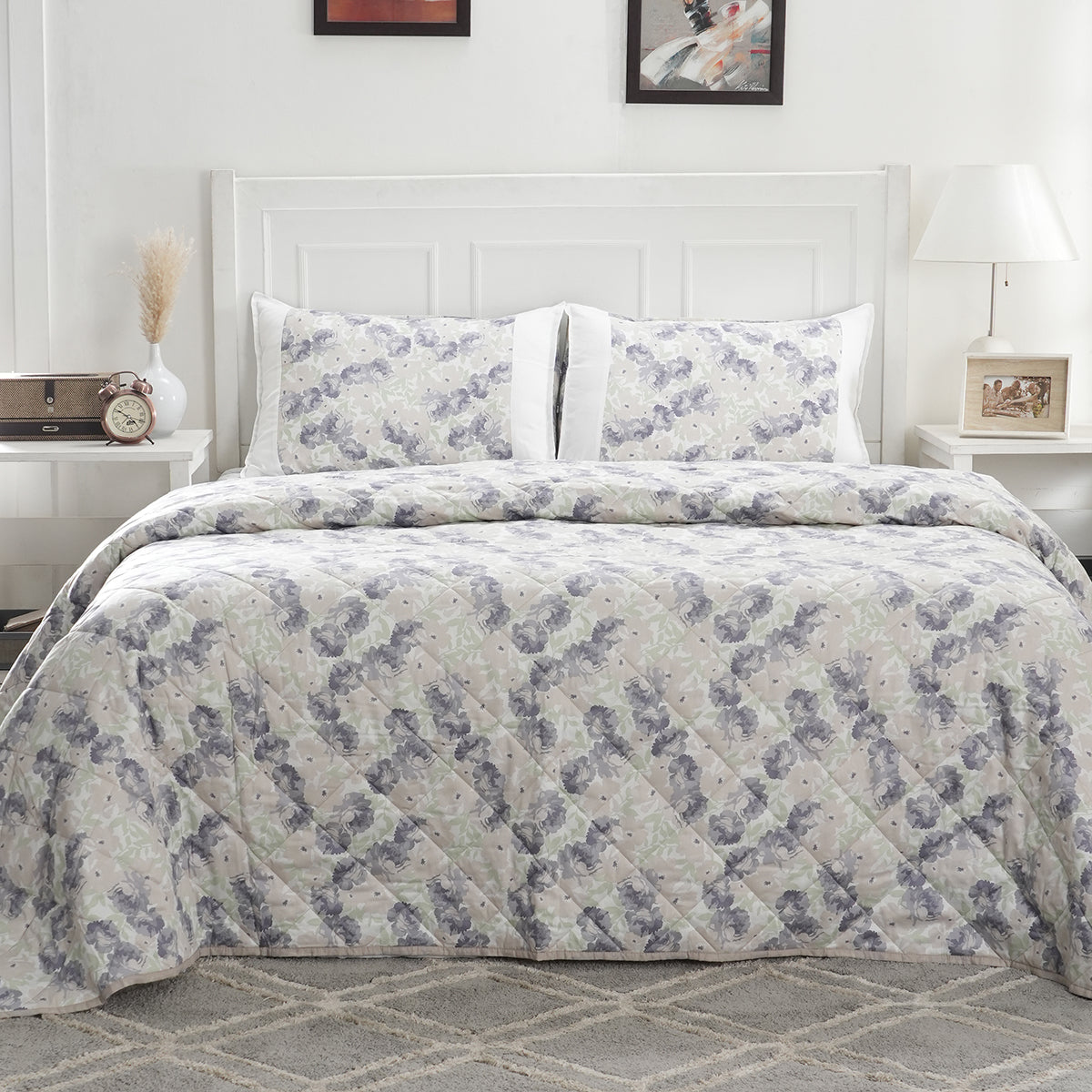 Royal Botanic 115 GSM Floret Blue Quilt/Quilted Bed Cover