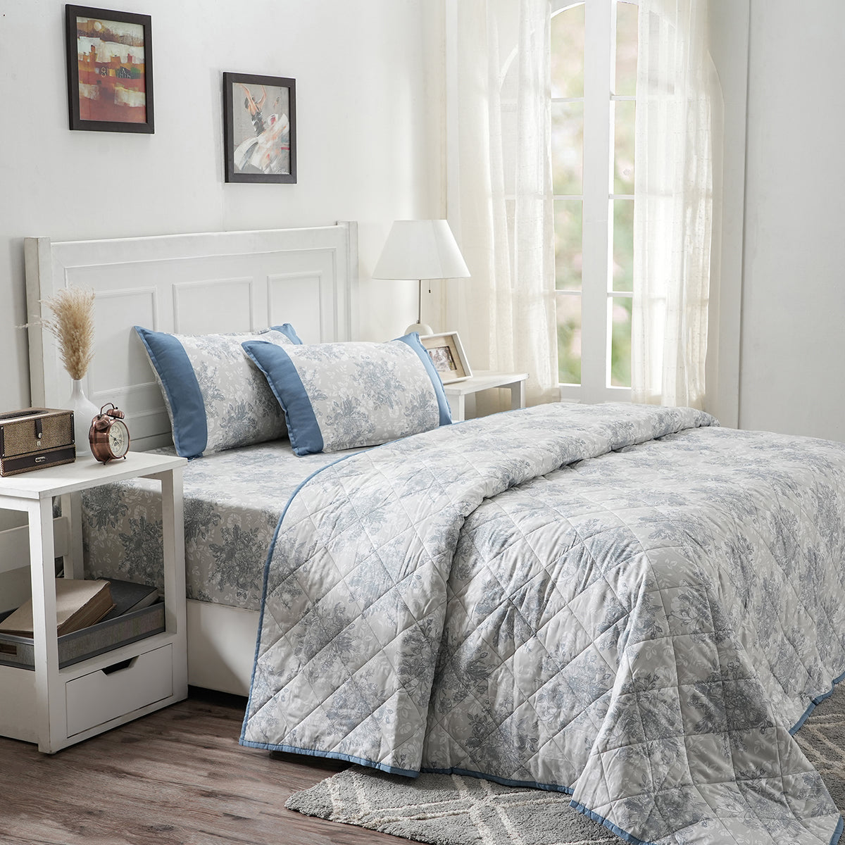Royal Botanic Azalea Blue 4PC Quilt/Quilted Bed Cover Set