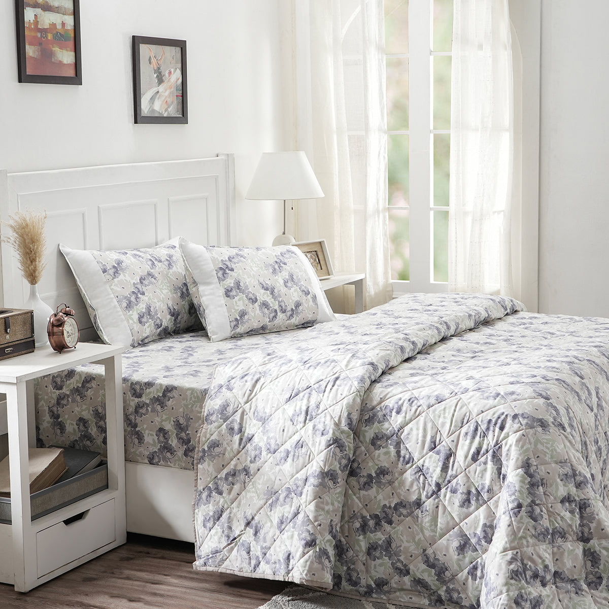 Royal Botanic Floret Blue 4PC Quilt/Quilted Bed Cover Set