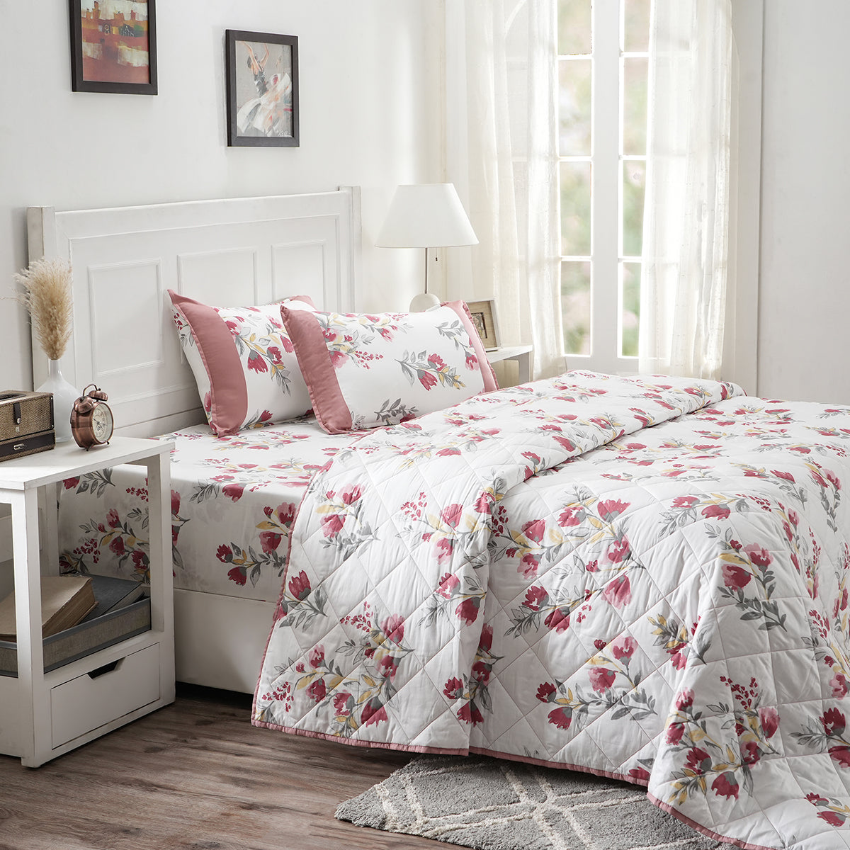 Royal Botanic Floral Leaves Print Multi 4PC Quilt/Quilted Bed Cover Set