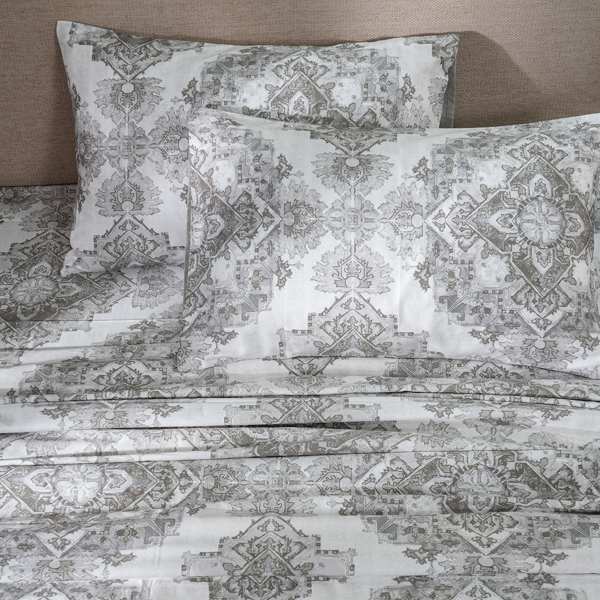 Utopian Regan 400TC Cotton Excessive Extreme Printed King Bedsheet With Pillow Covers
