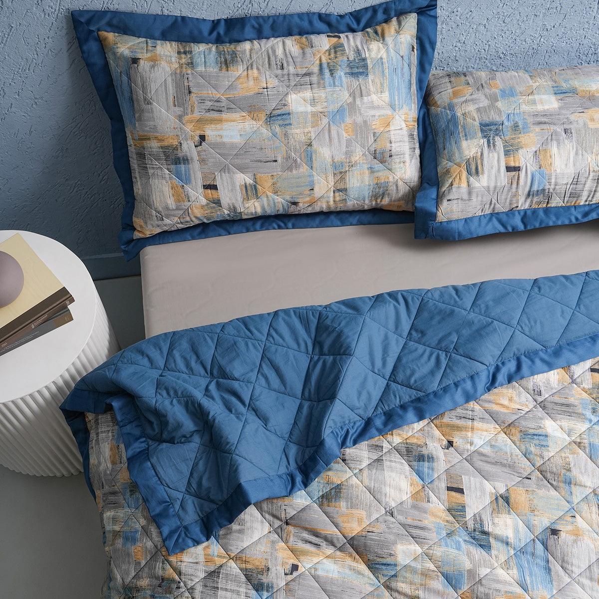 Whimsy Nature Brush Strokes Quilt/Quilted Bed Cover Blue