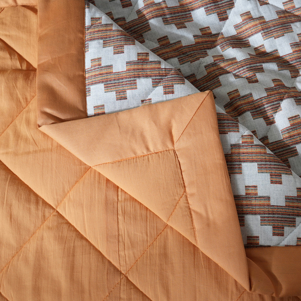 Whimsy Nature Twisty Melange Rust 8pcs Quilt/Quilted Bed Cover