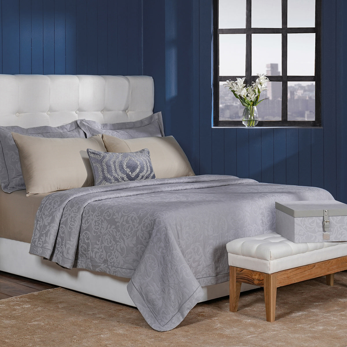 Classical Impression Curly Scroll 100% Cotton 8pcs Bed Cover Set Grey