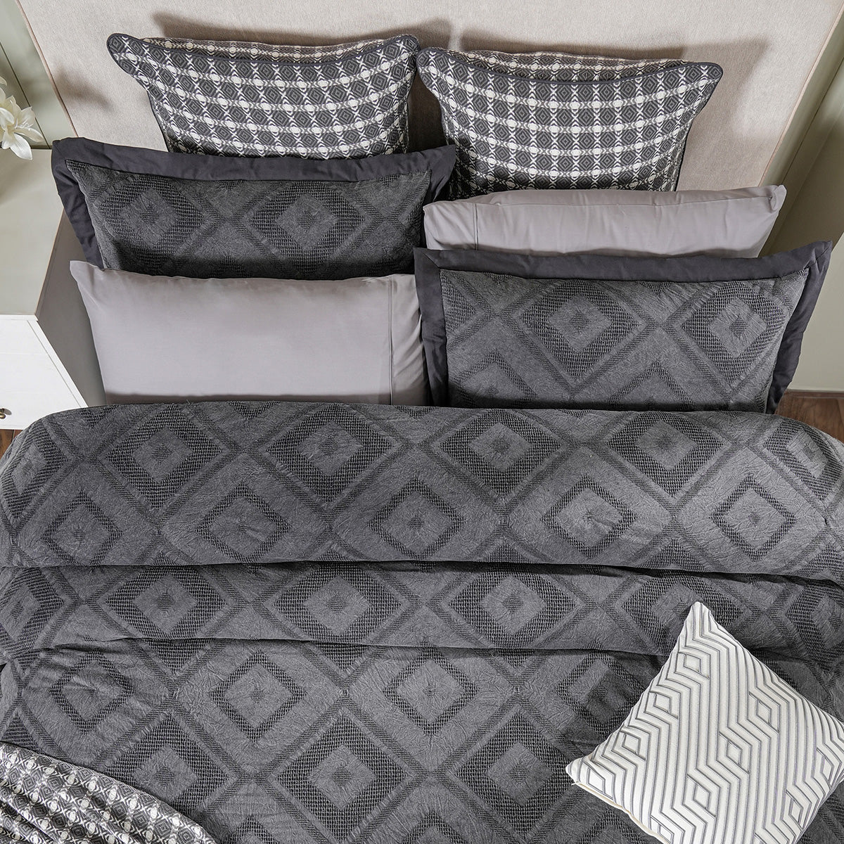 Rurban Elegance Argyl 11 pcs Quilt/Quilted Bed Cover Set Grey