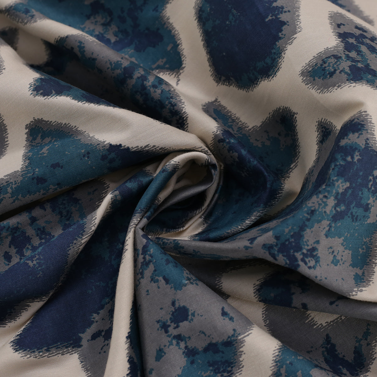 Nouveau Tradition Form Replay Blue Bed Sheet