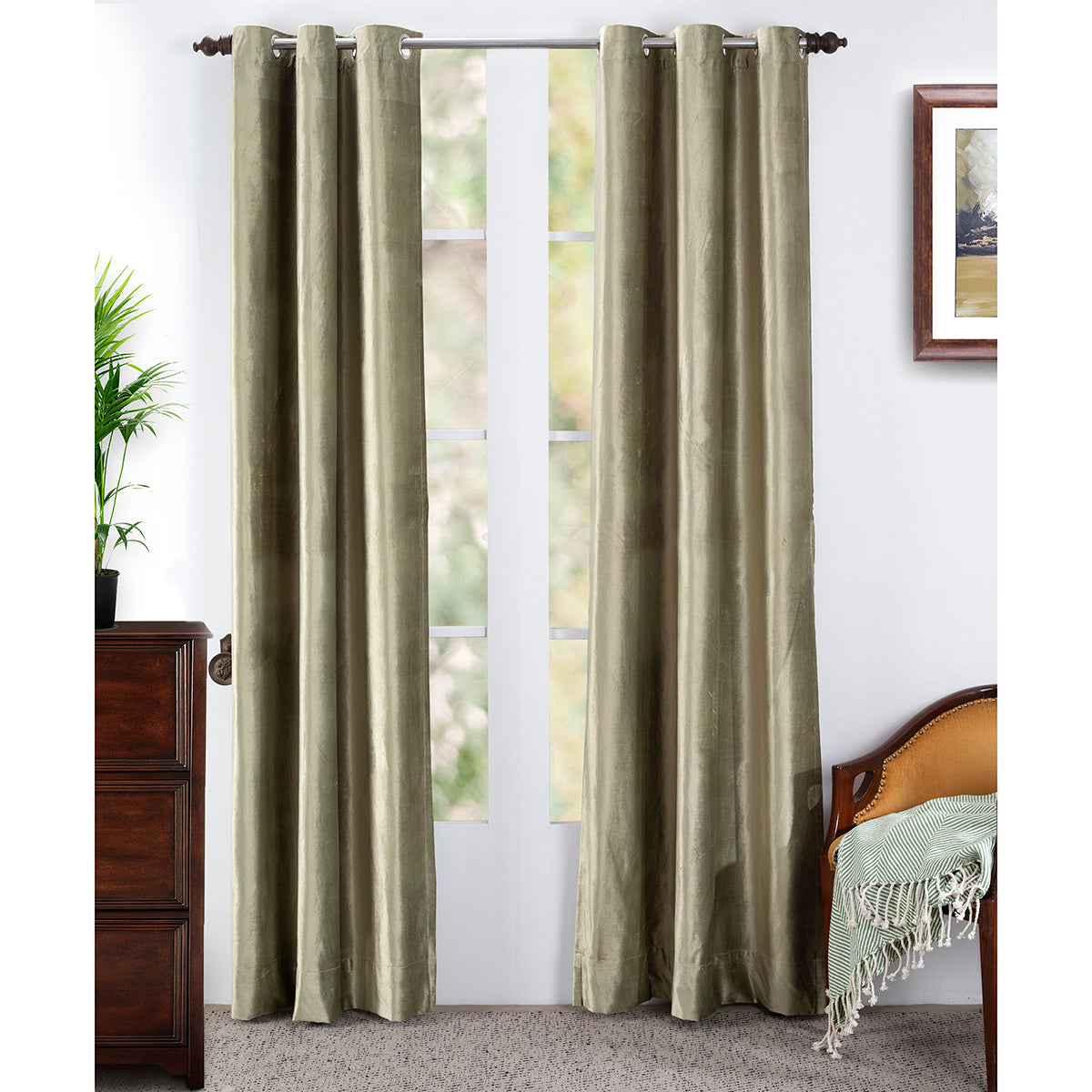 Deco Velvet Solid 2PC Green Curtain Set