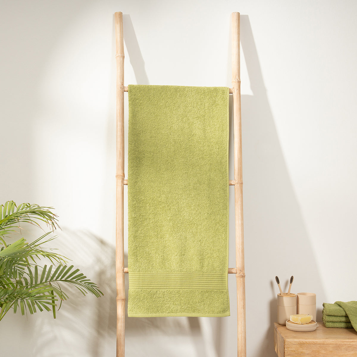 1Pc Bath Towel 100% Cotton Jeneth Green