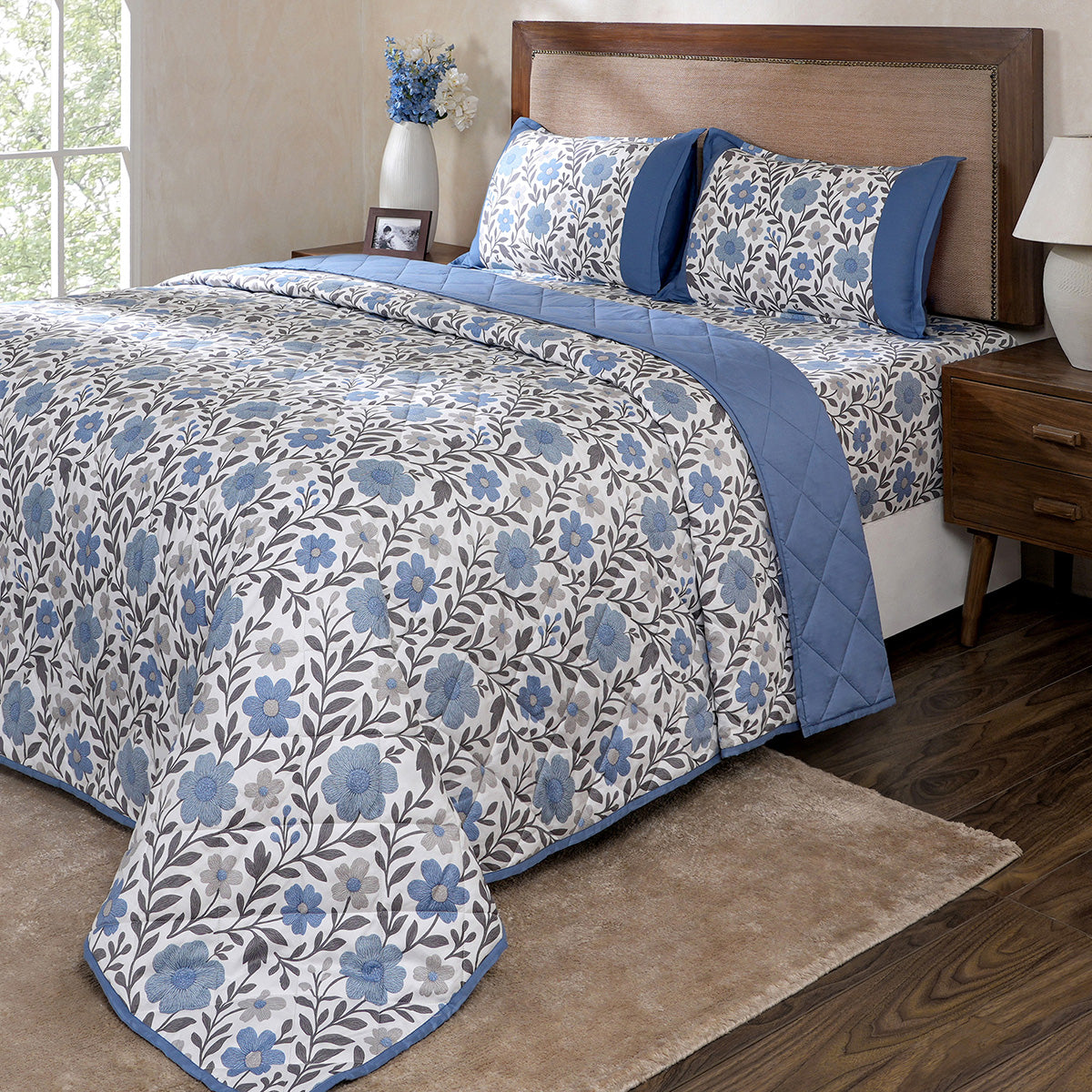 Hermosa Botanic Bloom Bloomscape Quilt Dusty Blue