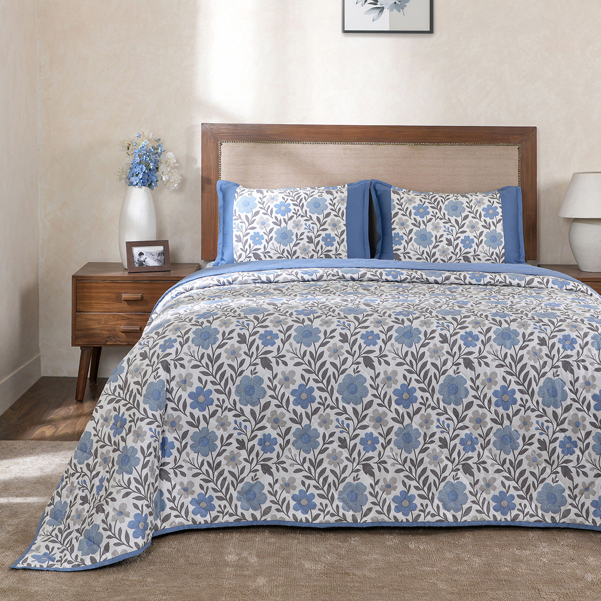 Hermosa Botanic Bloom Bloomscape Quilt Dusty Blue