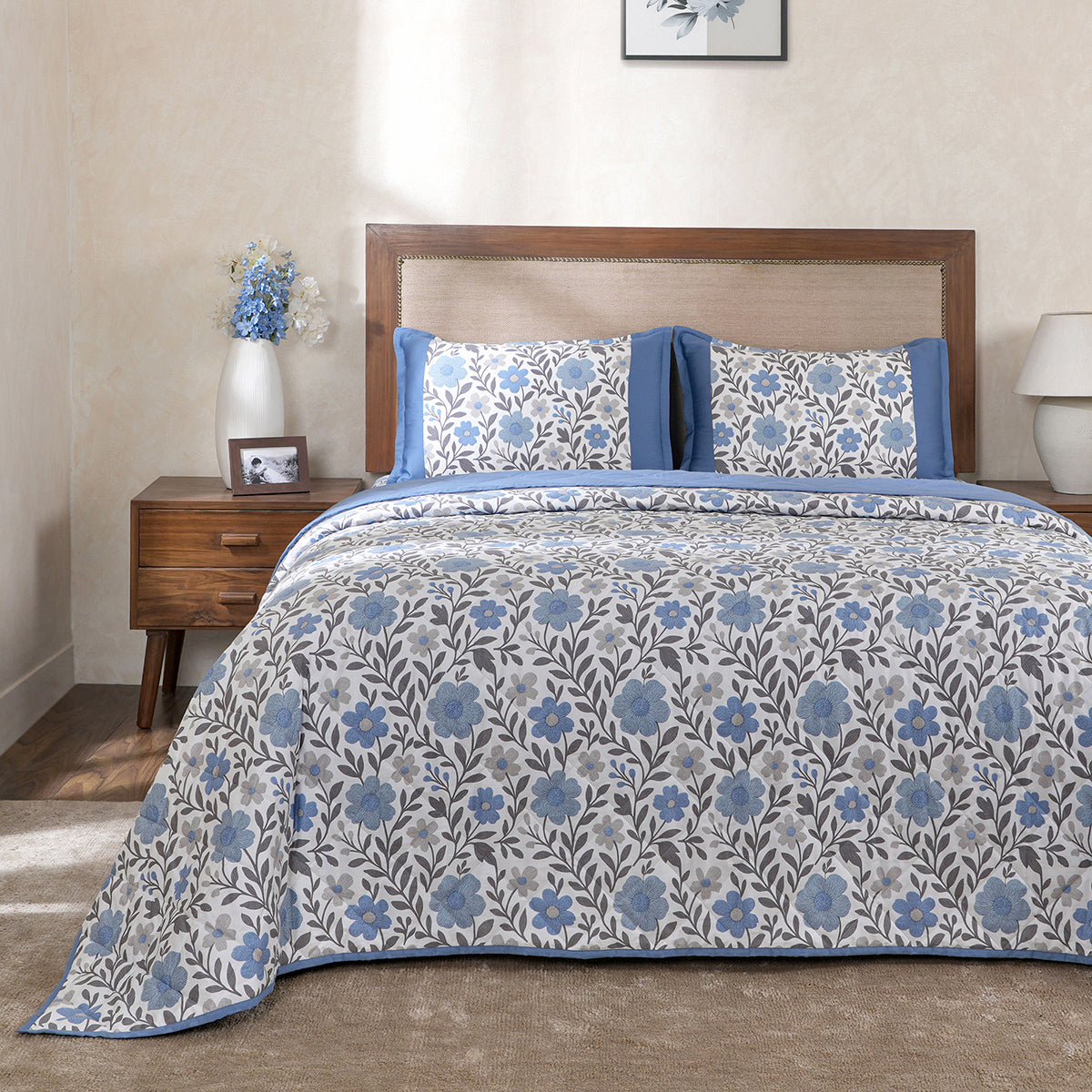 Hermosa Botanic Bloom Bloomscape 4Pcs Dusty Blue Quilt Set