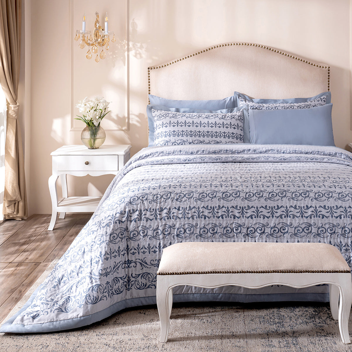 Ornamental Elegance Arabelle Quilt/Quilted Bed Cover Blue