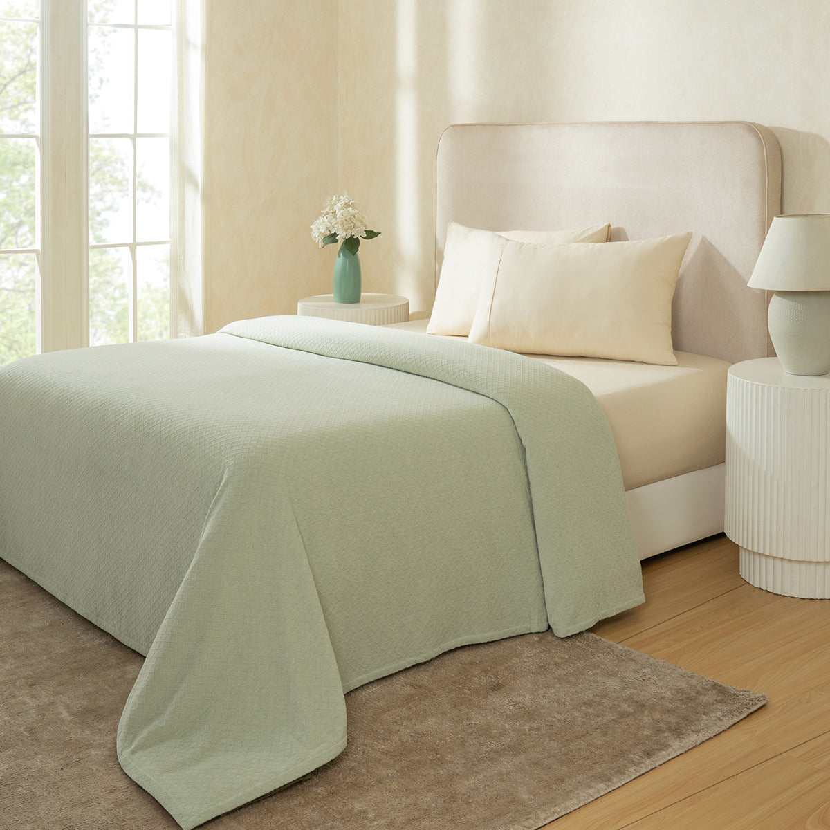 Blaize 100% Cotton Solid Weave Green Bed Cover