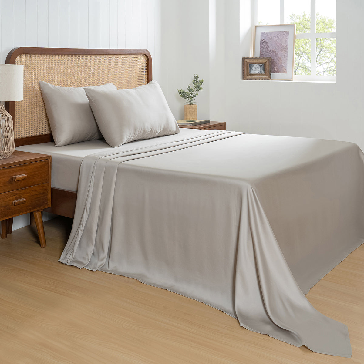 100% Tencel™ Solid Bedsheet with Pillow Case Serene Haven Noemi Blue