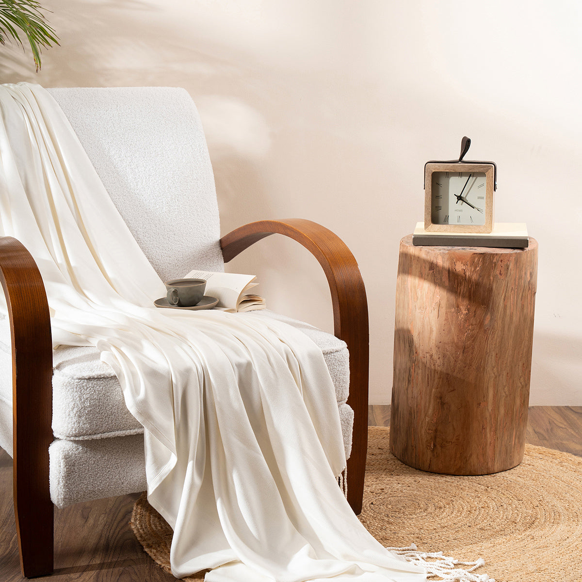 Bamboo Throw Super Soft and Hypoallergic & Eco Freindly Serene Haven Erika Off White