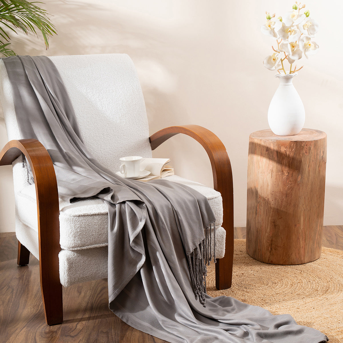Bamboo Throw Super Soft and Hypoallergic & Eco Freindly Serene Haven Erika Grey