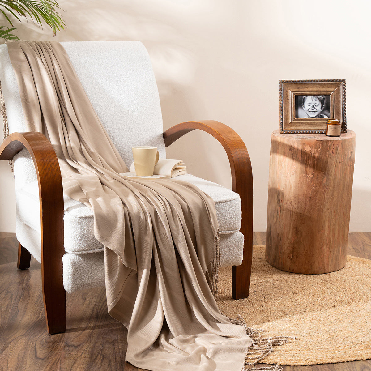 Bamboo Throw Super Soft and Hypoallergic & Eco Freindly Serene Haven Erika Beige
