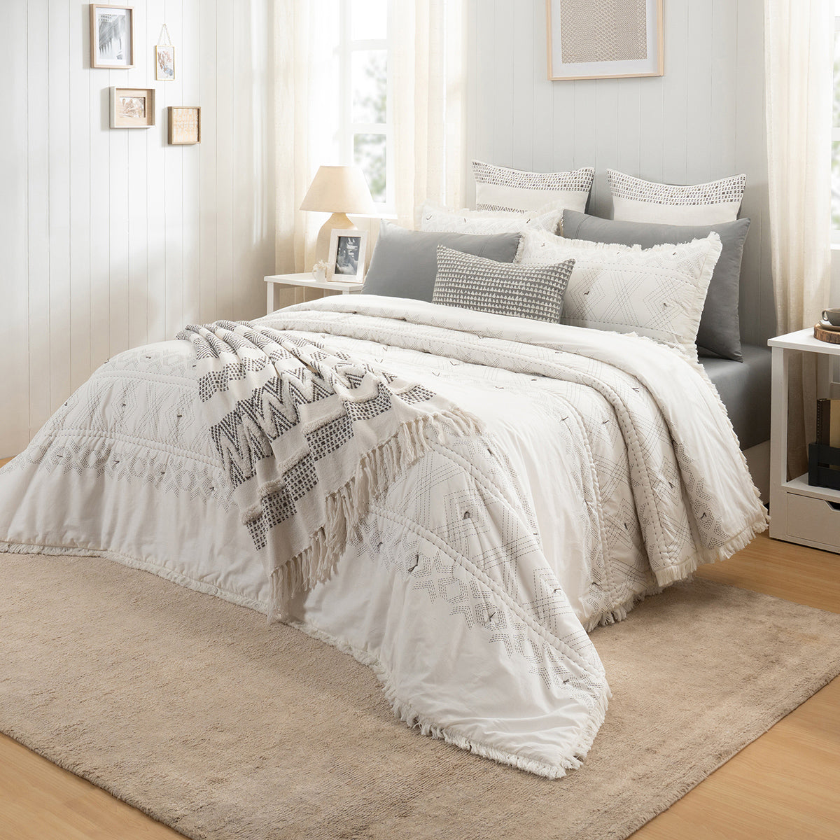 Quilt Set Grey Channel Stitch 11Pcs Set Rurban Transit