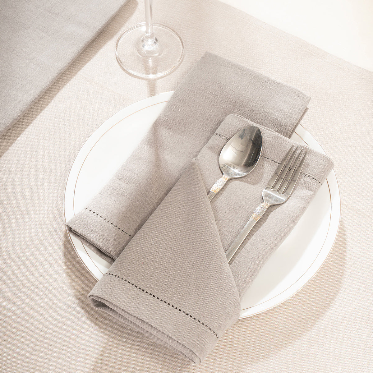 6 Pcs Napkin Set Graphite Soft & Durable Elysian