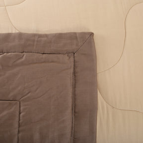 Vincent Light Weight Winter Quilt Marzipan/Simply Taupe