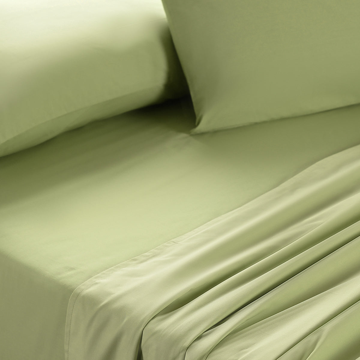 Eden Crisp & Light Weight 100% Cotton Solid Green Bed Sheet with Pillow Case