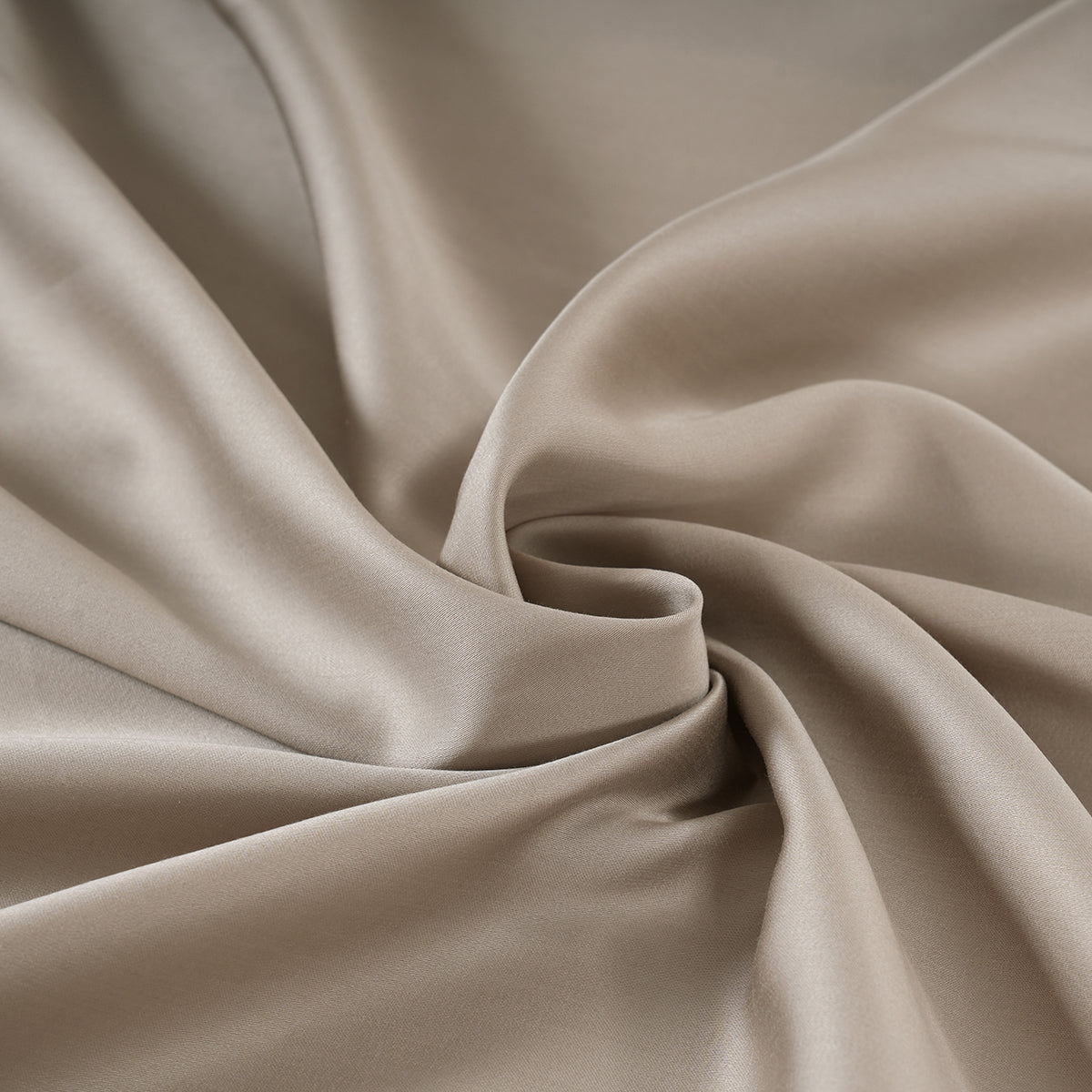 Vintage Noemi Solid 100% Tencelâ„¢ Neutral Bed Sheet With Pillow Case
