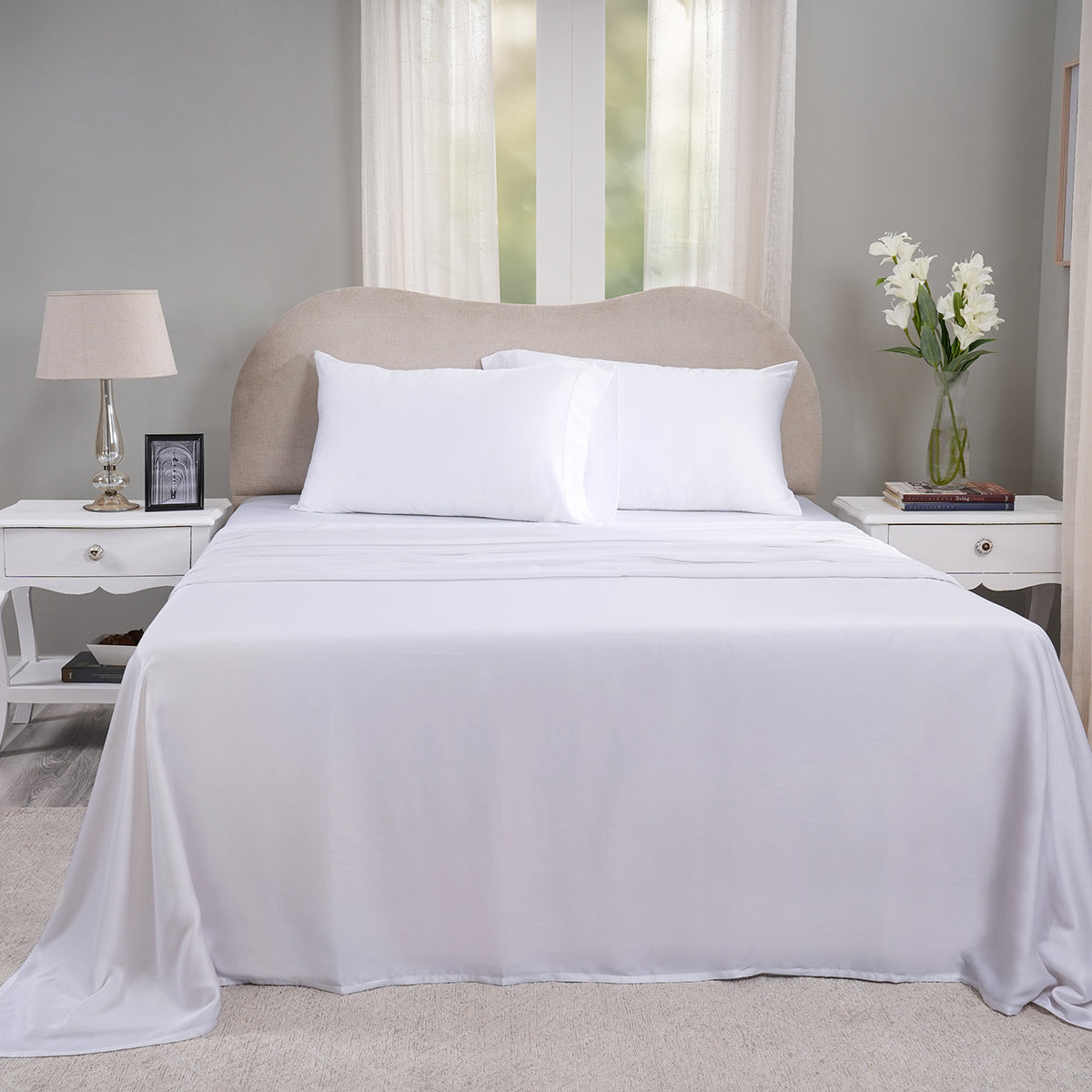 Vintage Noemi Solid 100% Tencelâ„¢ White Bed Sheet With Pillow Case