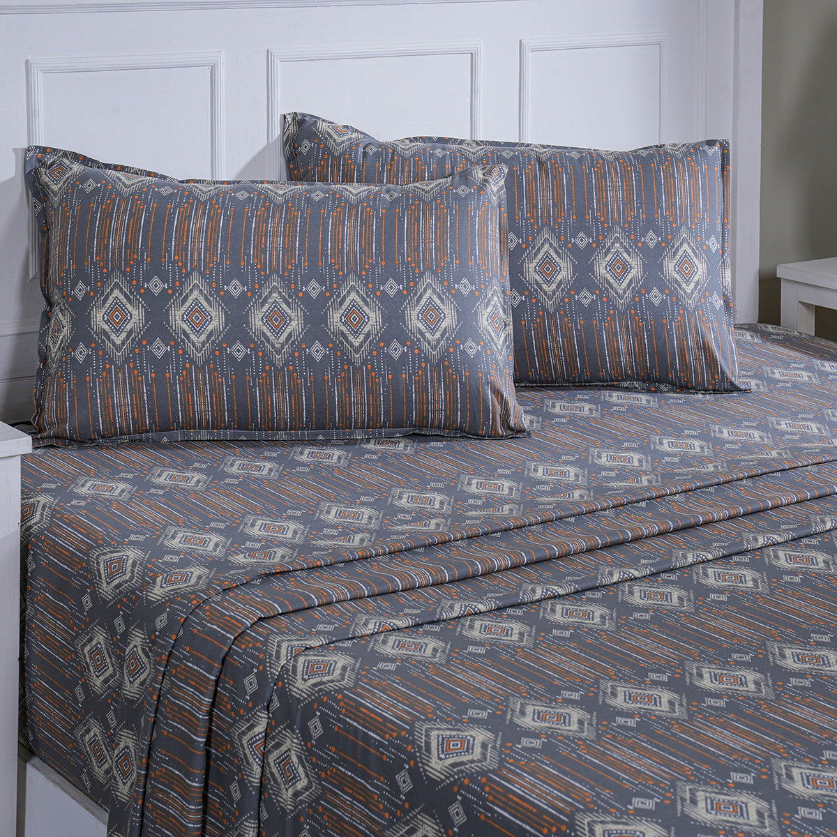 Hermosa Sensory Bloom Allegra 100% Cotton Printed Bed Sheet with Pillow Case Orange