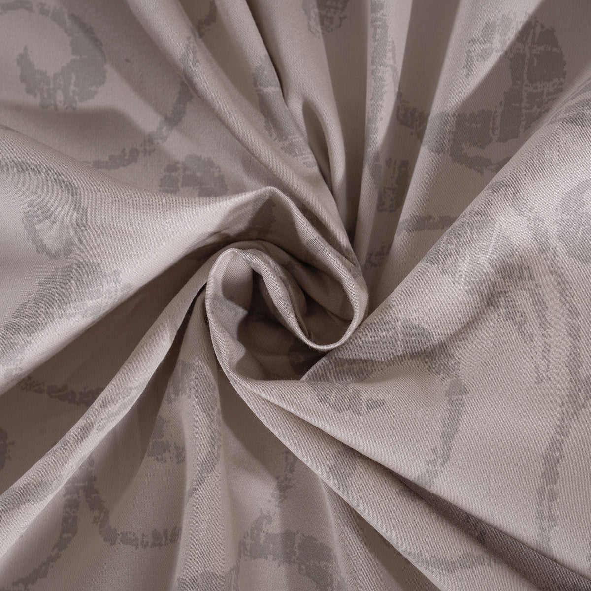 Classical Ornate Seamless Scroll Bed Sheet with Pillow Case Neutral