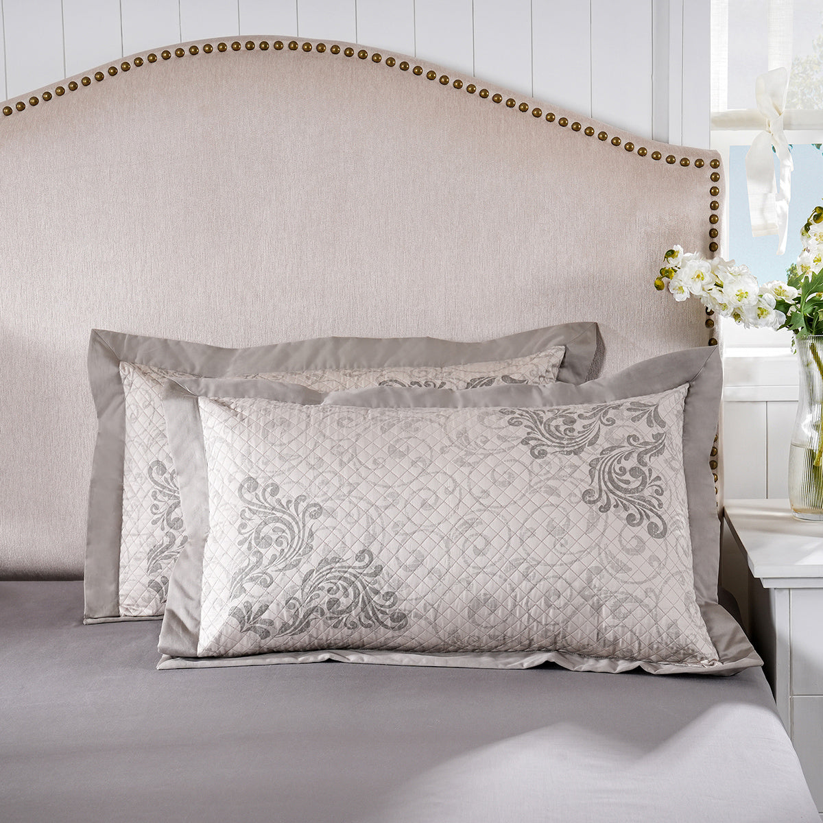 Classical Ornate Seamless Scroll Pillow Sham Set Neutral