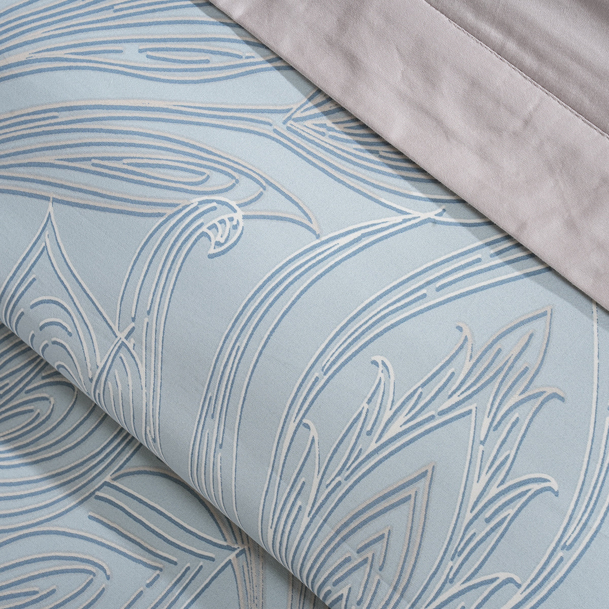 Classical Ornate Baroque Feathering Duvet Cover with Pillow Case Blue