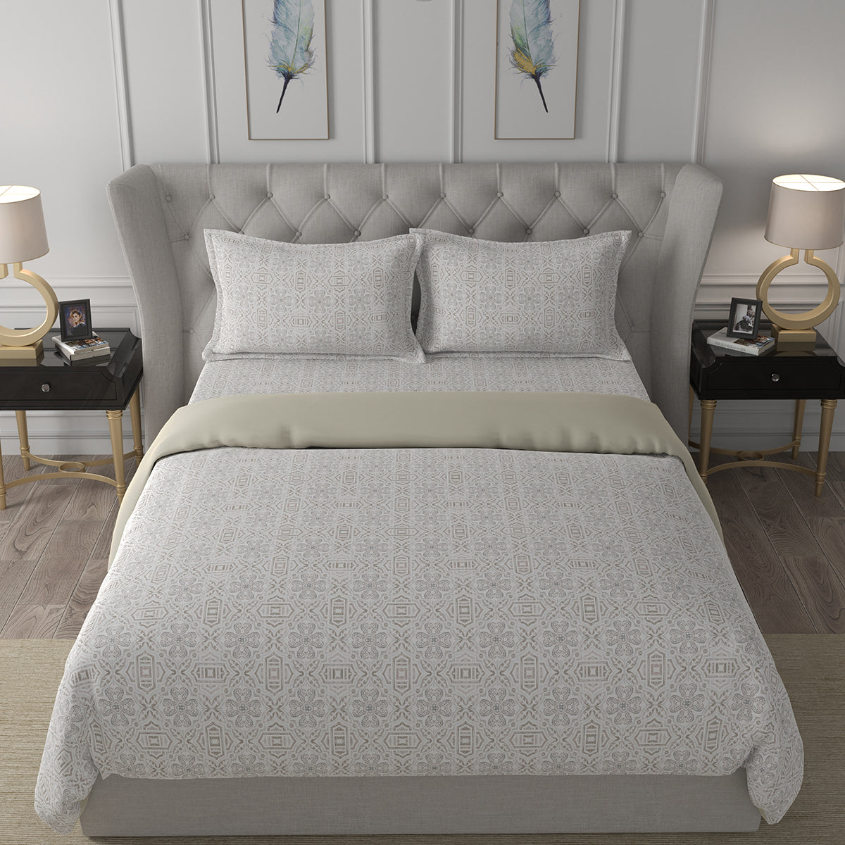 Hermosa Exotic Bouquet Kallie Neutral Quilt