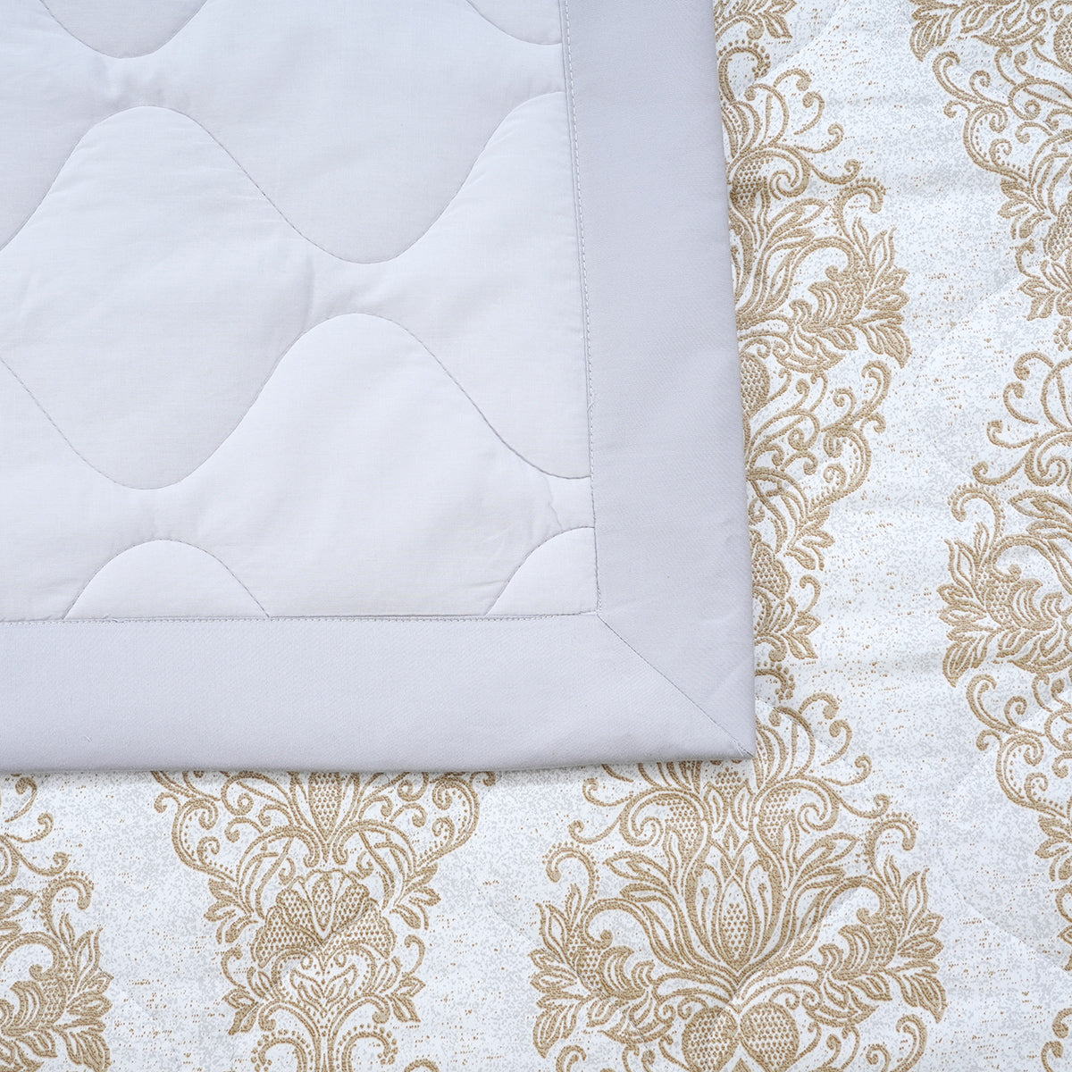 PBS Renaissance Bellissimo Summer AC Quilt/Quilted Bed Cover/Comforter