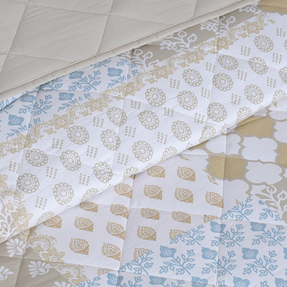 Hermosa Sensory Bloom Lennon Quilt Yellow