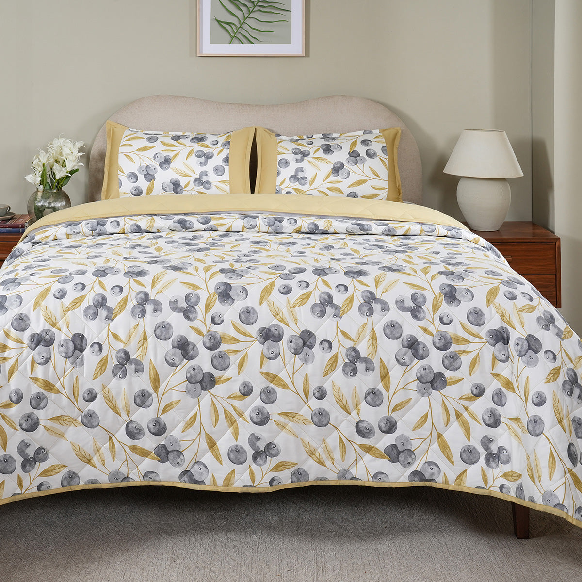 Sensory Bloom Myrtille extremely Cozy Mustard Quilt