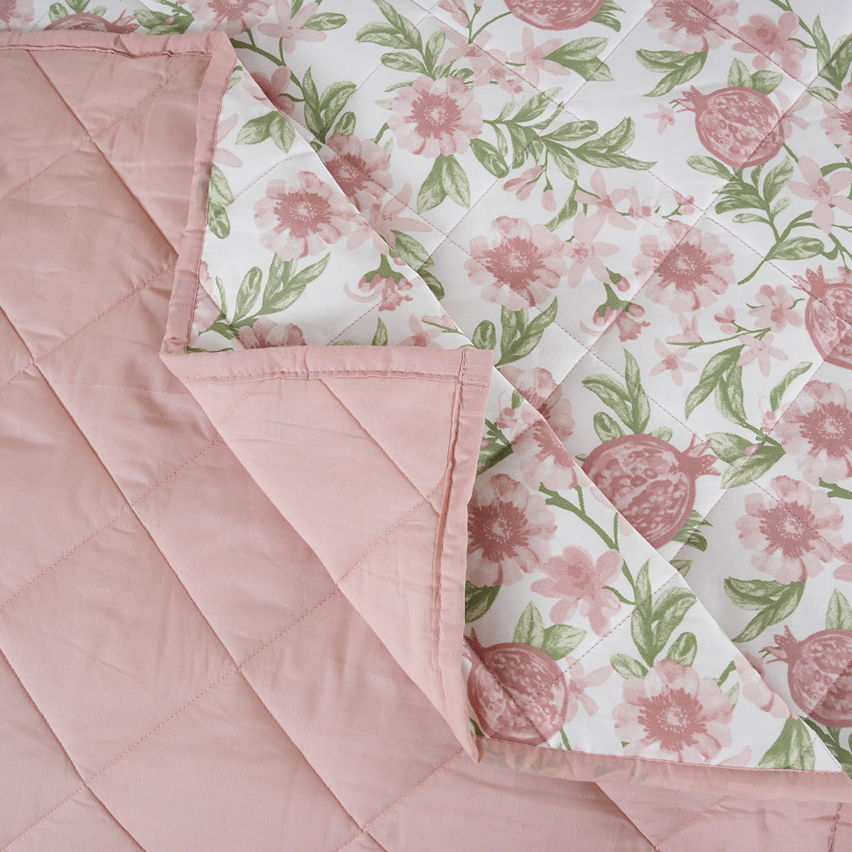 Sensory Bloom Blooming Petals extremely Cozy Pink Quilt
