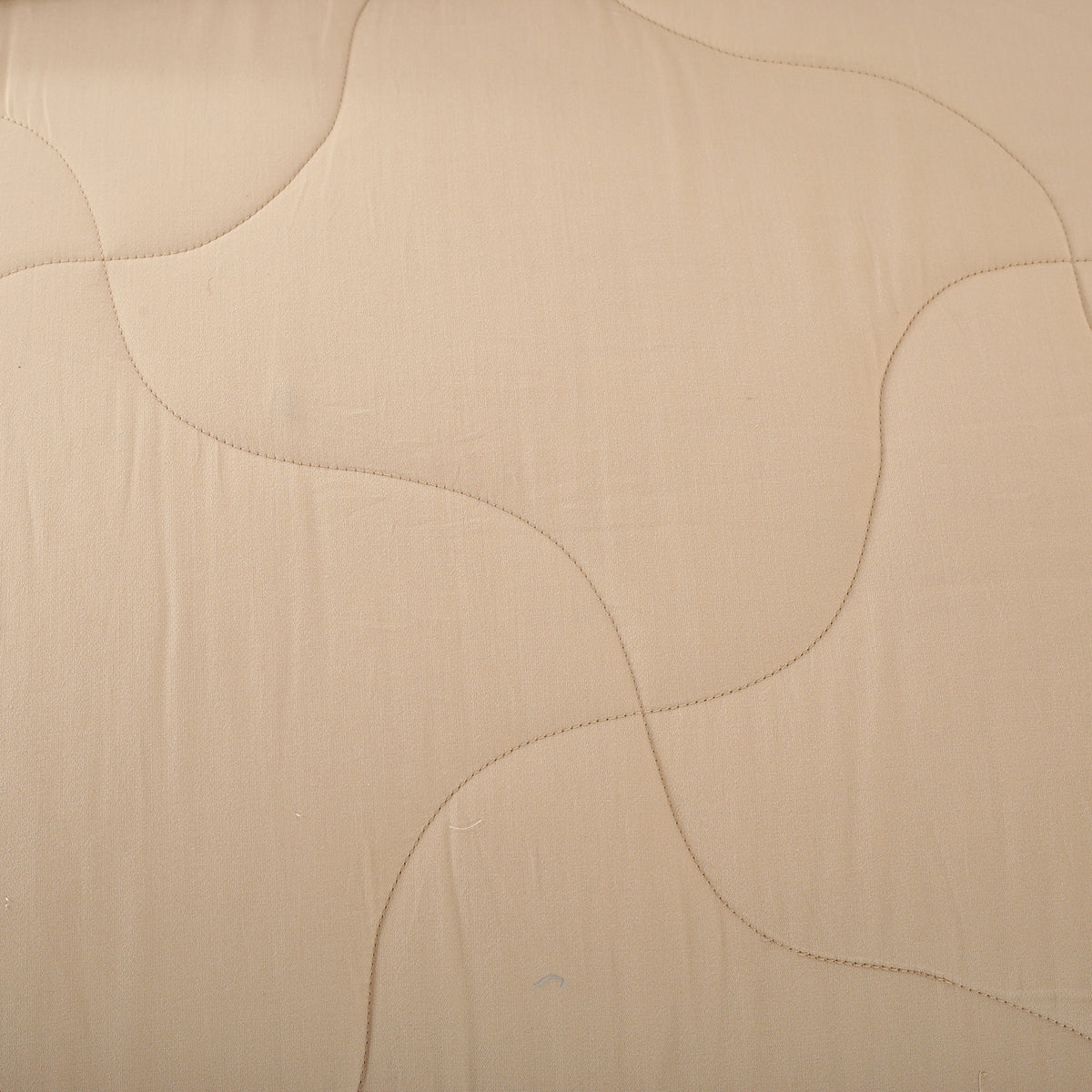 Vincent Reversible Summer AC Quilt/Quilted Bed Cover/Comforter Marzipan/Simply Taupe