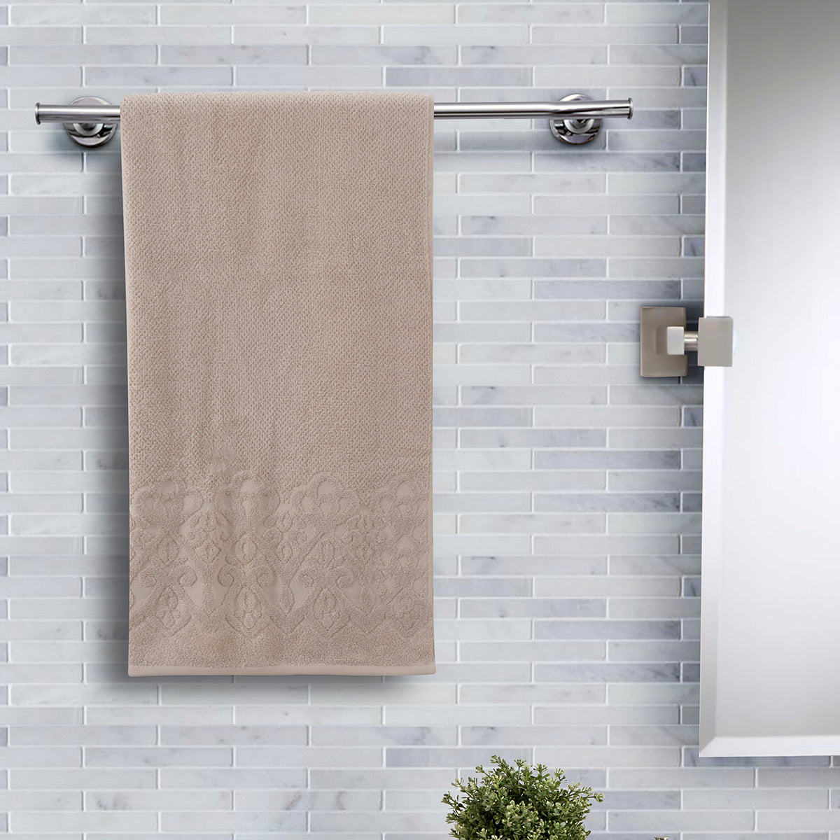 Windsor Antimicrobial Antifungal Zero Twist Fluffy Luxurious Linen Towel