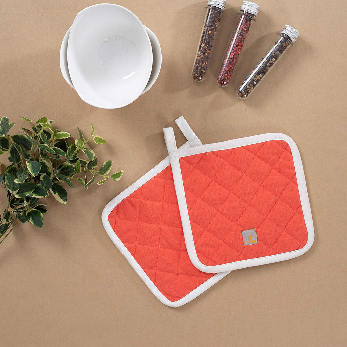 Evita Red/Cream 2 Pc Pot Holder