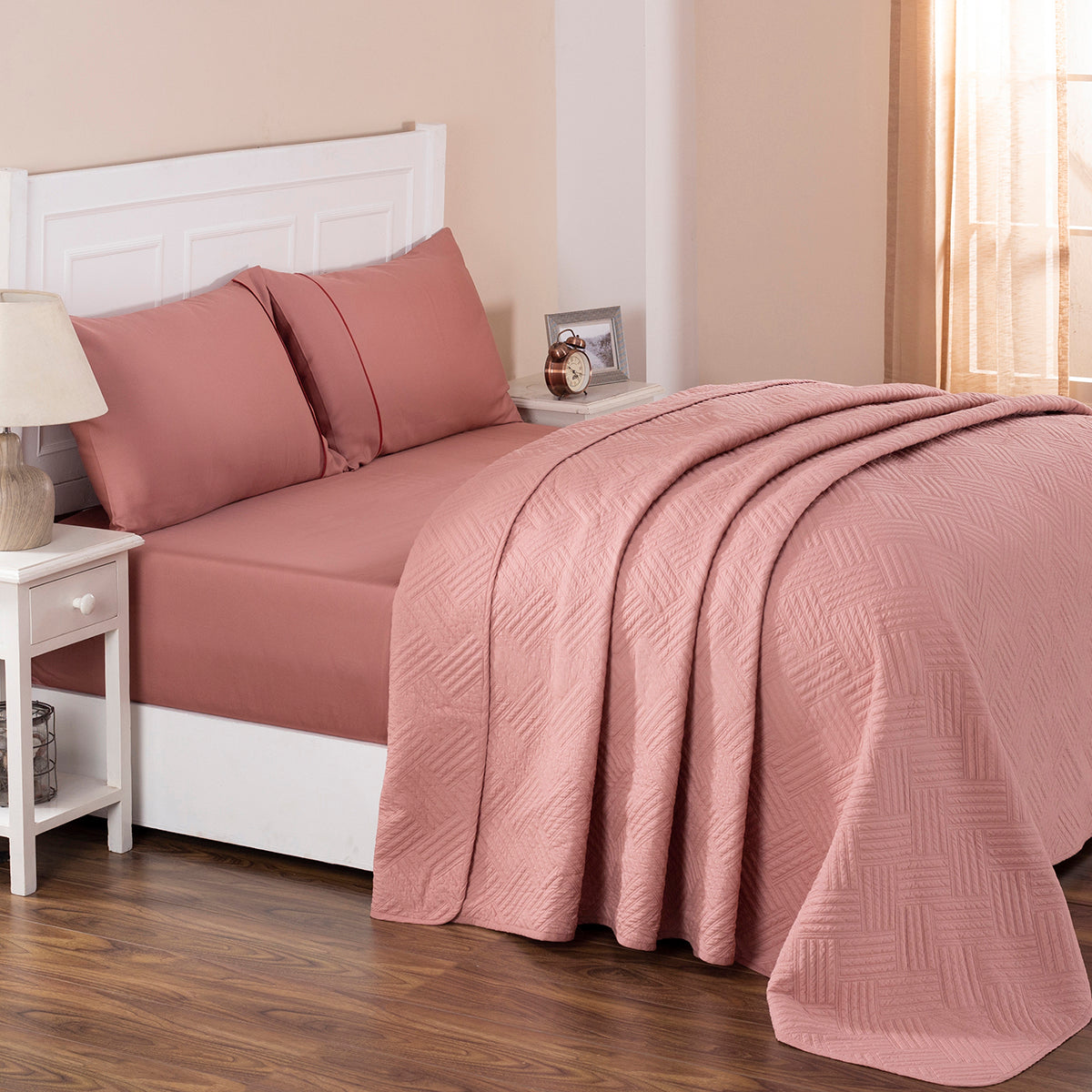 Eliott Summer AC Quilt/Quilted Bed Cover/Comforter Cameo Brown