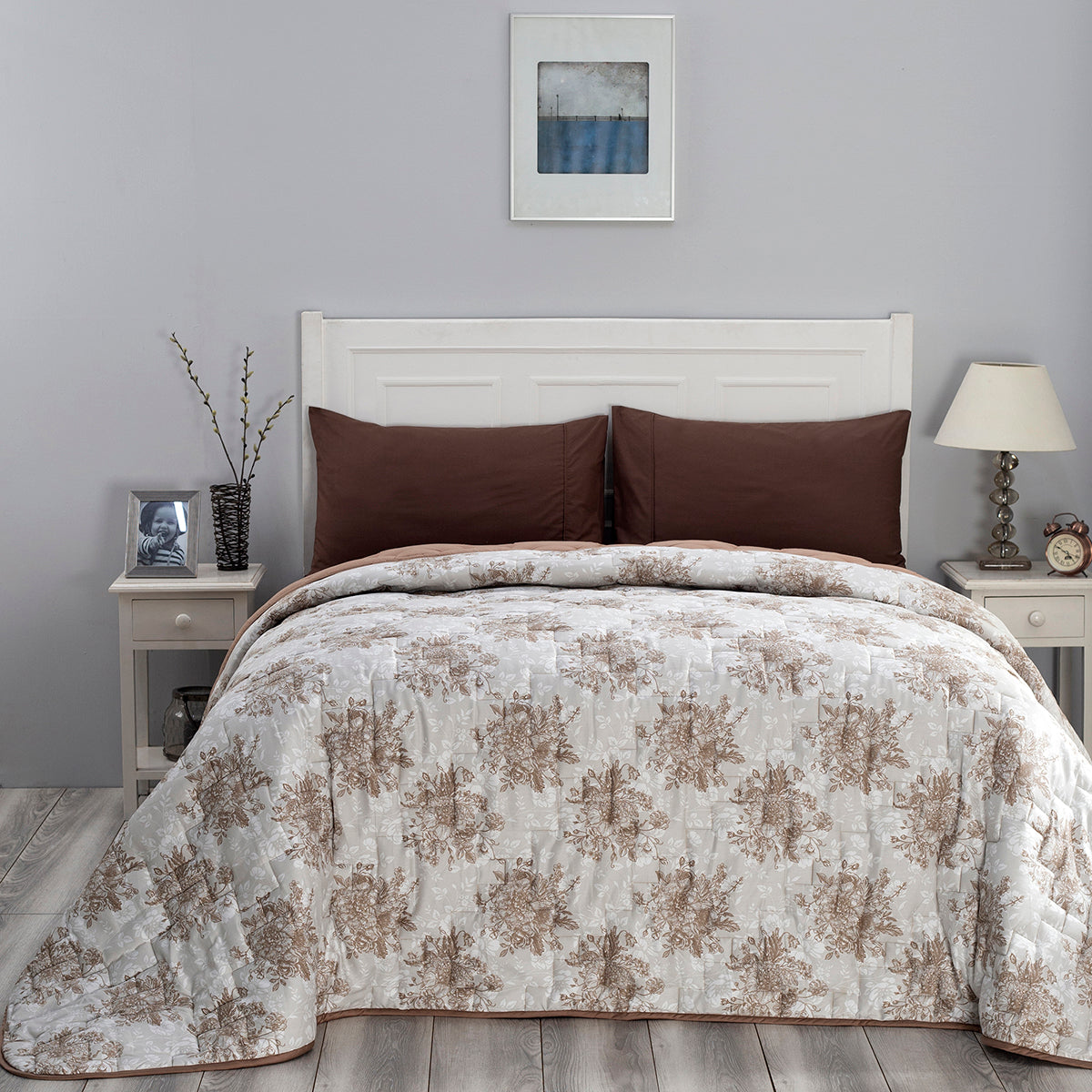 Blossom Couture Azalea Winter Quilt/Quilted Bed Cover/Comforter Brown